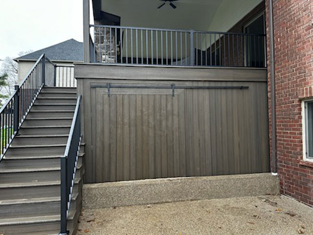 Deck with outdoor seating